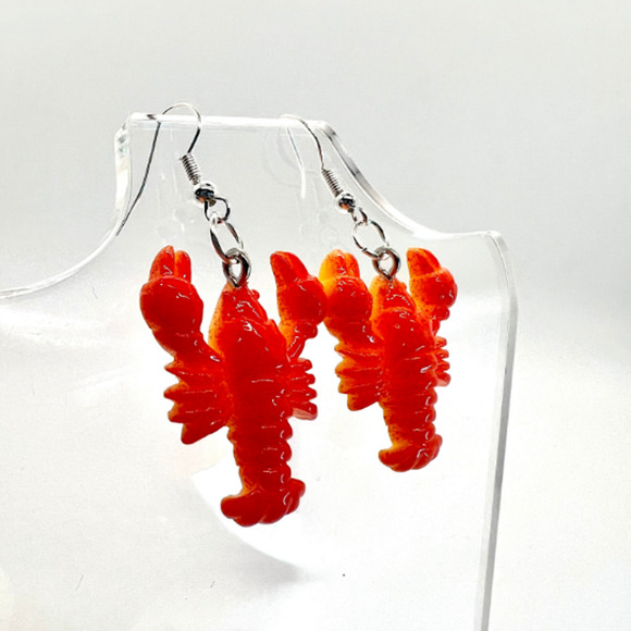 Red Lobster Earrings  - Animal Earrings - Cajun Earrings - Mardi Gras Earrings - Picture 2 of 8